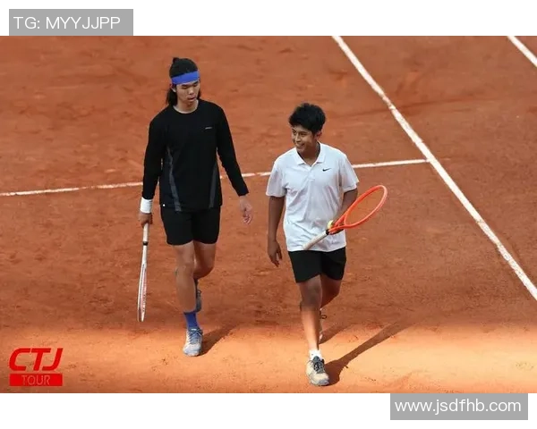 西安网球队团结协作再创佳绩荣登全国网球团队协作排名榜首